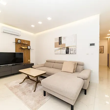 Porto Sole By Belmont Realty Ζαντάρ