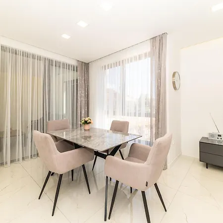 Διαμέρισμα Porto Sole By Belmont Realty