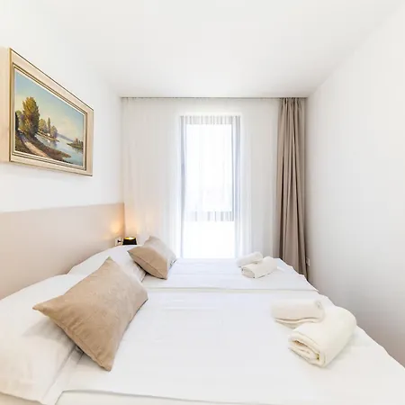 Porto Sole By Belmont Realty * زادار